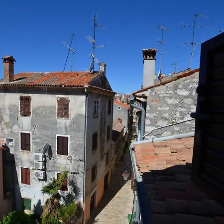 Urban And Upscale Homes Old Town Rovinj