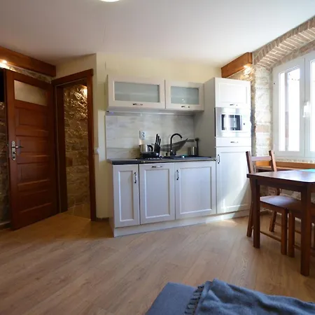 Urban And Upscale Homes Old Town Rovinj
