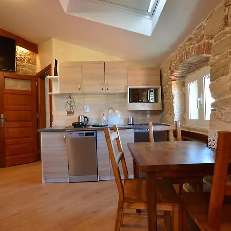 Apartment Urban And Upscale Homes Old Town Rovinj