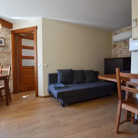 Urban And Upscale Homes Old Town Apartment *